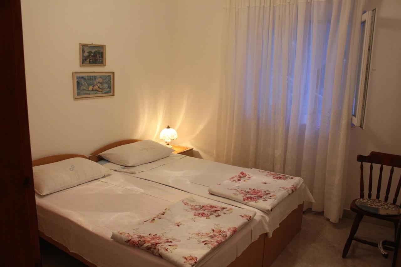 Apartmani Milisa L Primošten Екстериор снимка