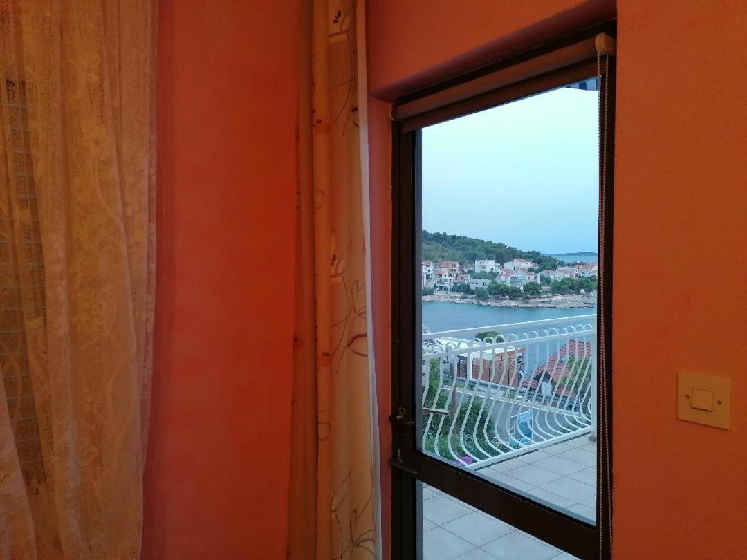 Apartmani Milisa L Primošten Екстериор снимка