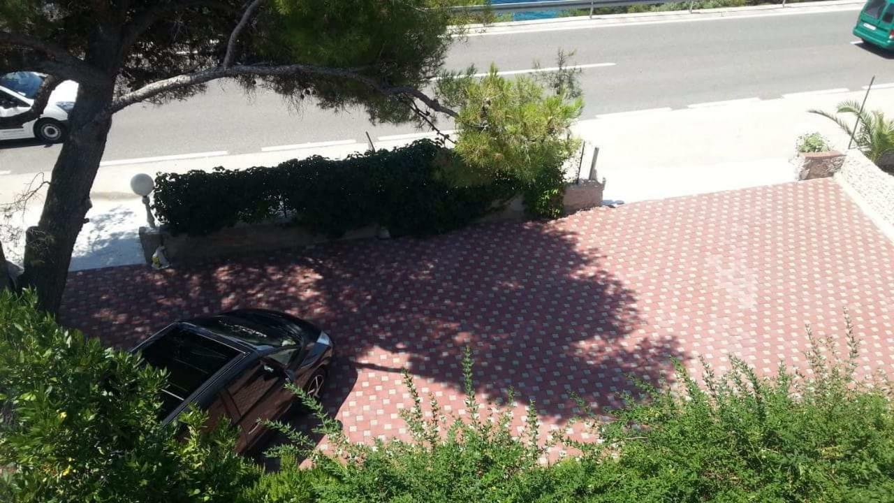 Apartmani Milisa L Primošten Екстериор снимка