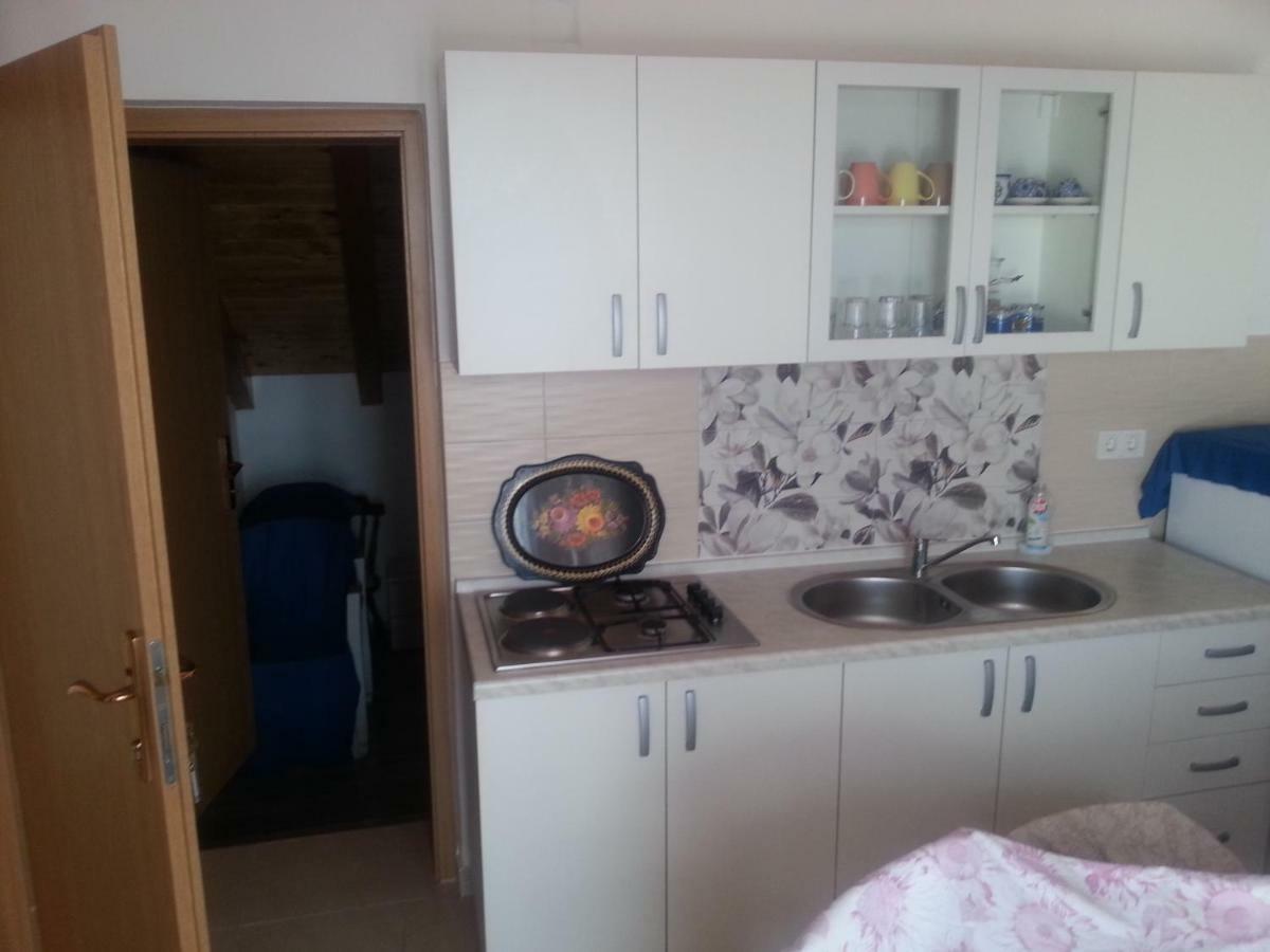 Apartmani Milisa L Primošten Екстериор снимка