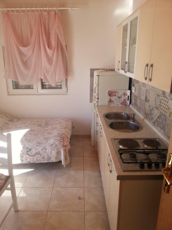Apartmani Milisa L Primošten Екстериор снимка