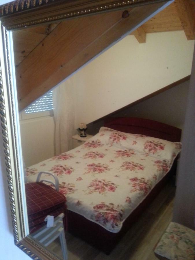 Apartmani Milisa L Primošten Екстериор снимка